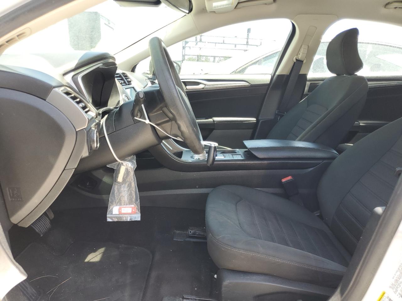 2019 Ford Fusion Se VIN: 3FA6P0LU4KR285119 Lot: 54040015