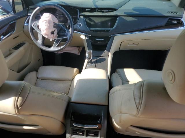 Parquets CADILLAC XT5 2017 Złoty
