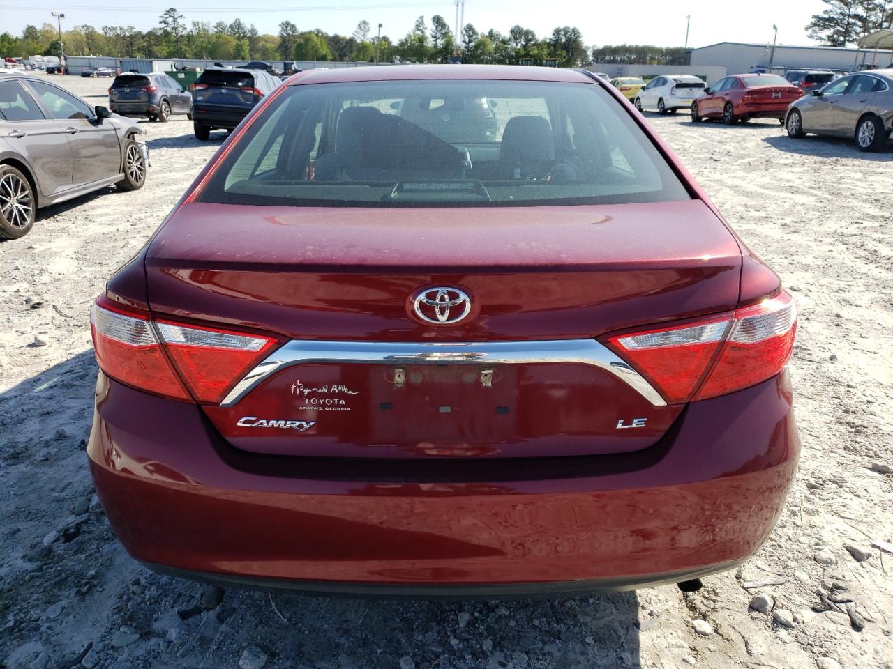 4t1bf1fk9hu667980 4T1BF1FK9HU667980 2017 Toyota Camry Le