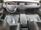 2010 Lincoln Town Car Signature Limited للبيع في Andrews، TX - Front End