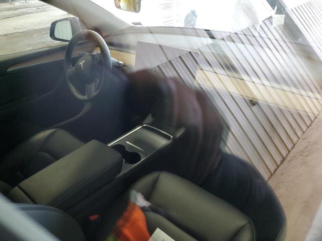  TESLA MODEL Y 2024 Szary