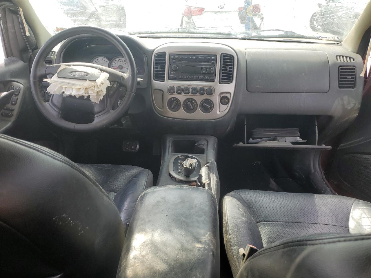 2005 Ford Escape Limited VIN: 1FMCU04145KA37838 Lot: 52081585