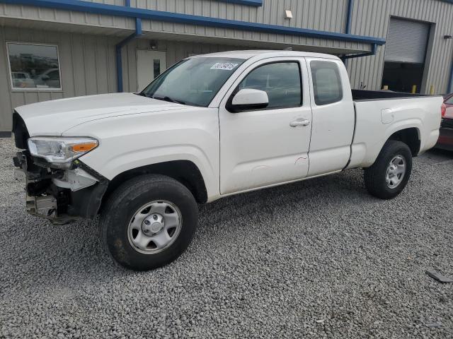  TOYOTA TACOMA 2018 Білий