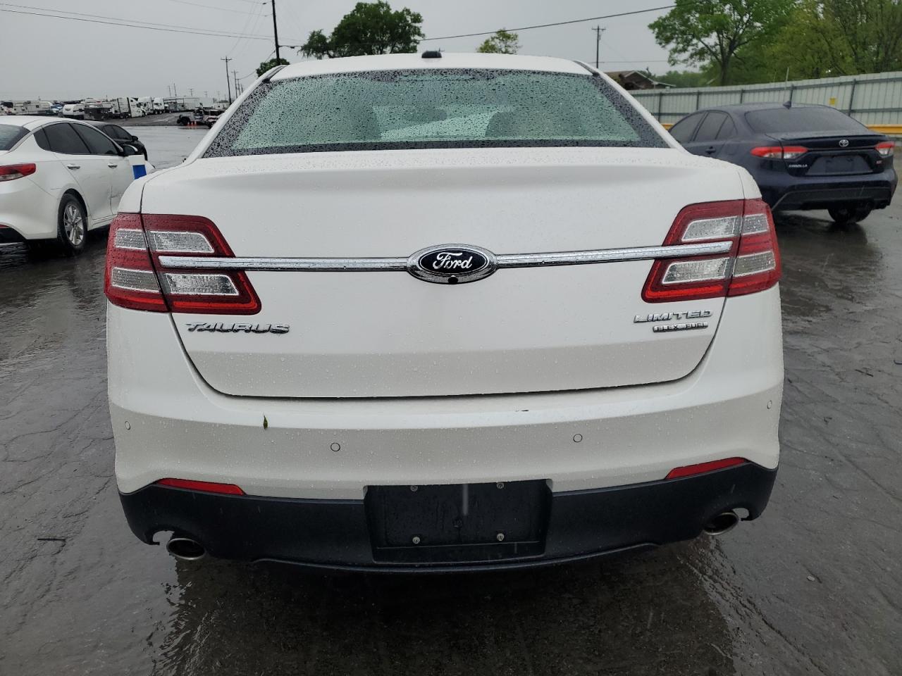 2017 Ford Taurus Limited VIN: 1FAHP2F80HG130277 Lot: 53454245