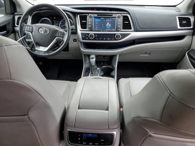  TOYOTA HIGHLANDER 2017 Silver
