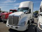 2013 Kenworth T660 Semi Truck for Sale in Cahokia Heights, IL - Normal Wear