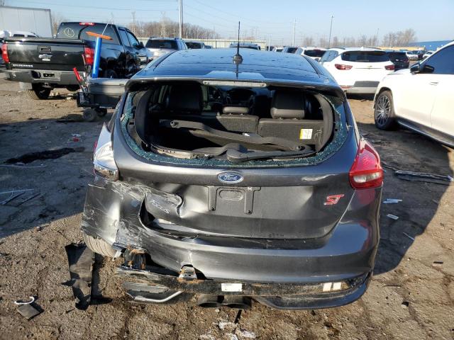  FORD FOCUS 2016 Серый