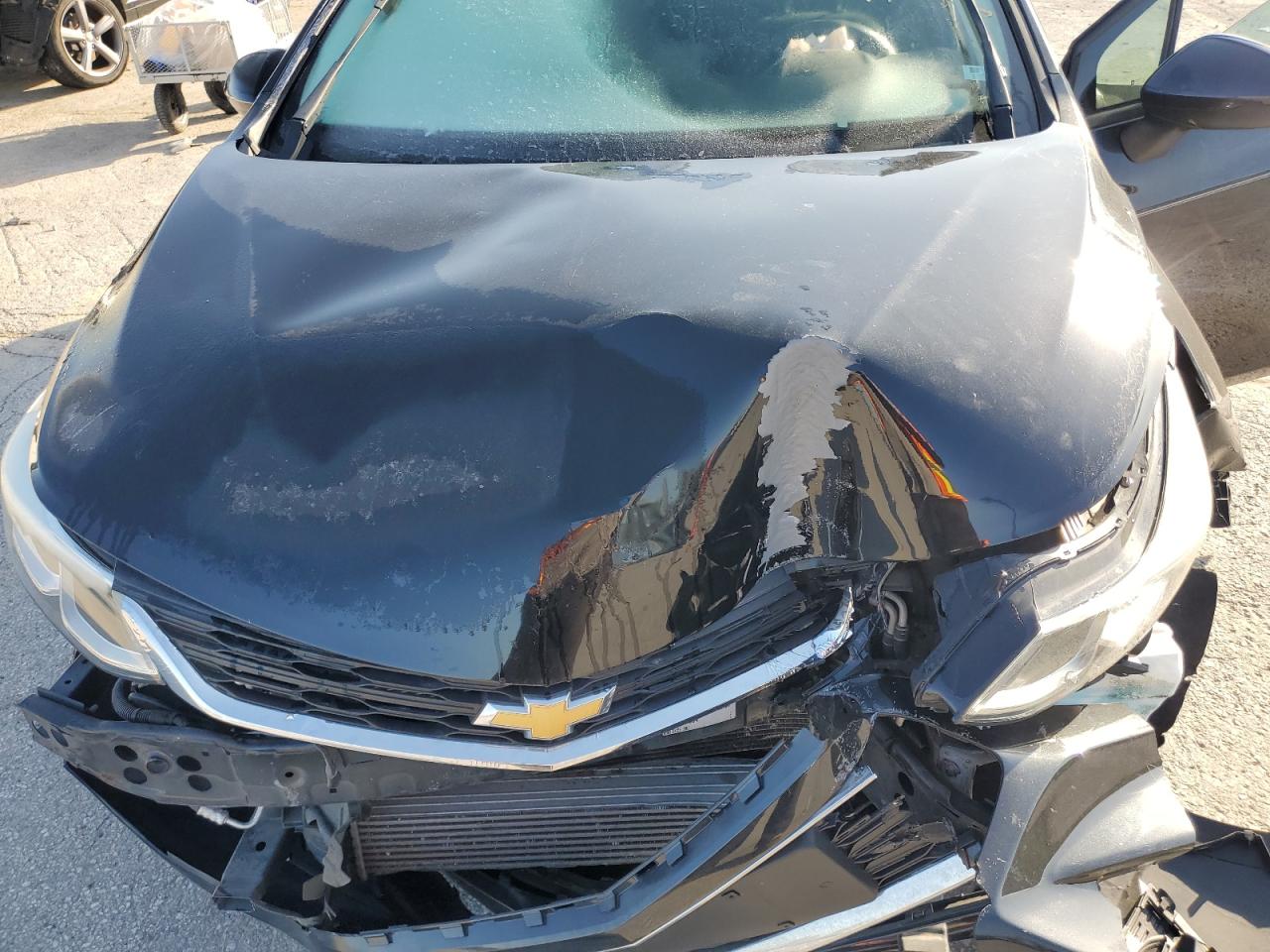 2017 Chevrolet Cruze Ls VIN: 1G1BC5SM1H7121256 Lot: 51677225