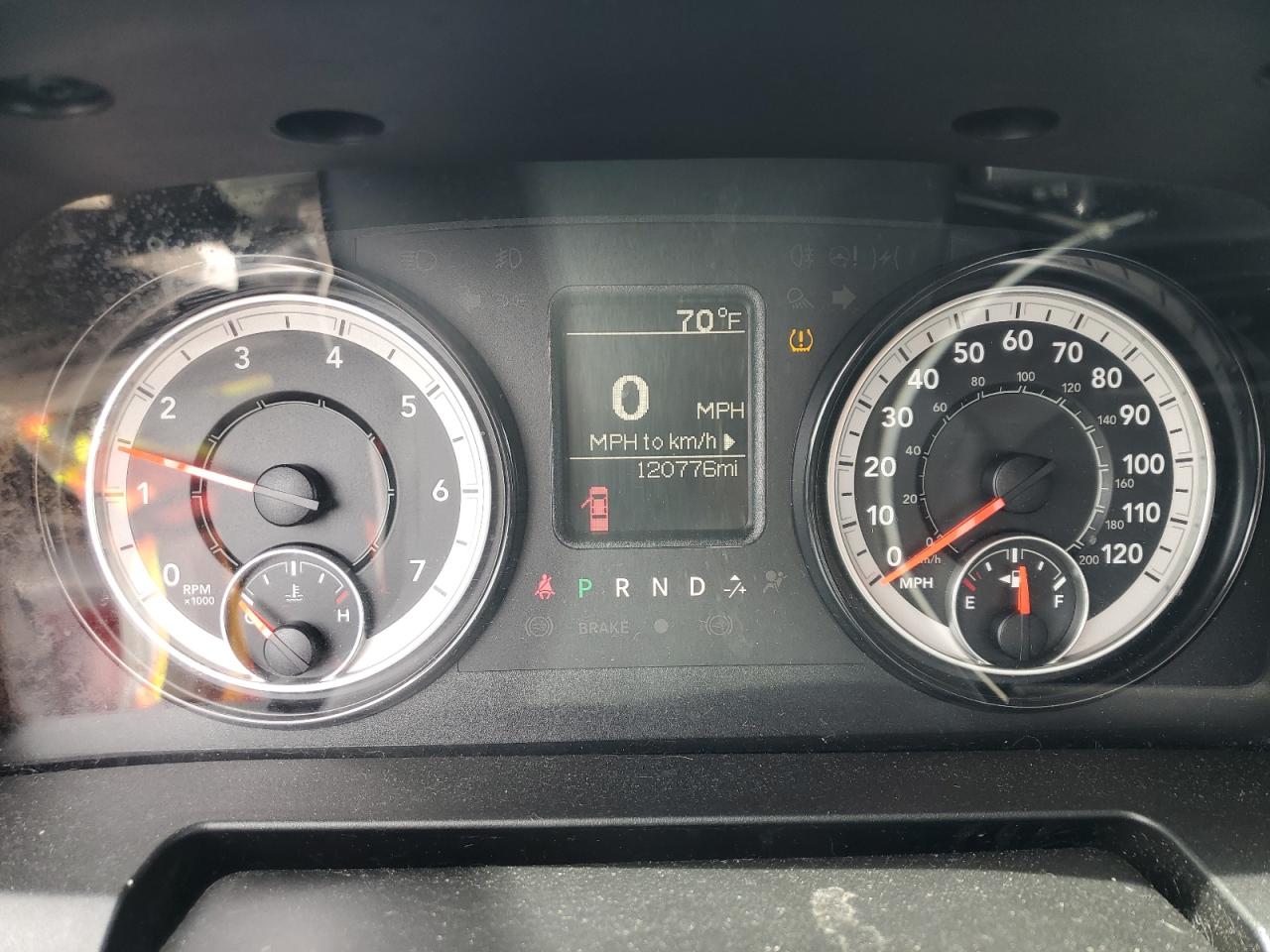 2018 Ram 1500 St VIN: 3C6JR6AG6JG324390 Lot: 54207155