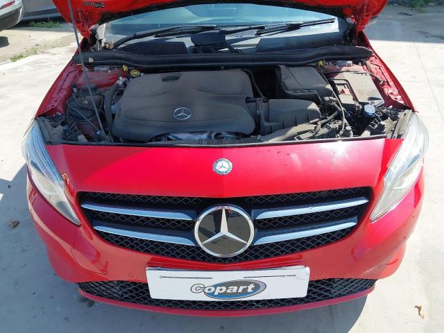 2014 MERCEDES BENZ A200 BLUEE