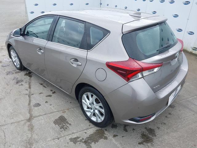 2016 TOYOTA AURIS ICON
