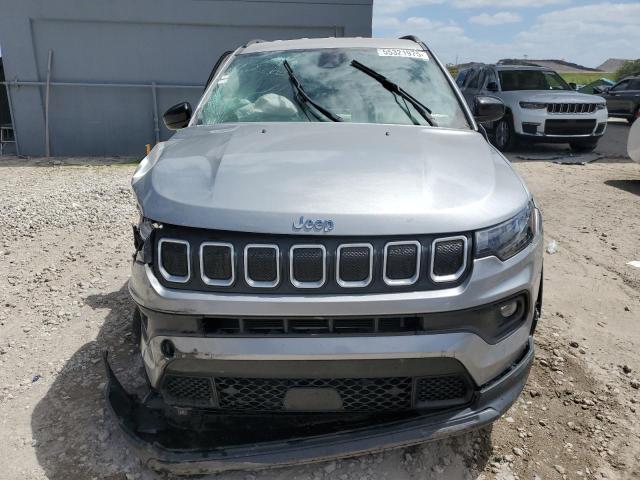  JEEP COMPASS 2022 Srebrny