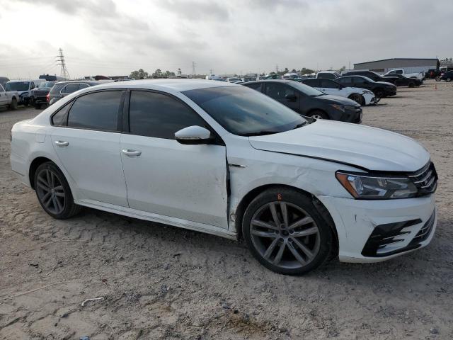  VOLKSWAGEN PASSAT 2018 Biały