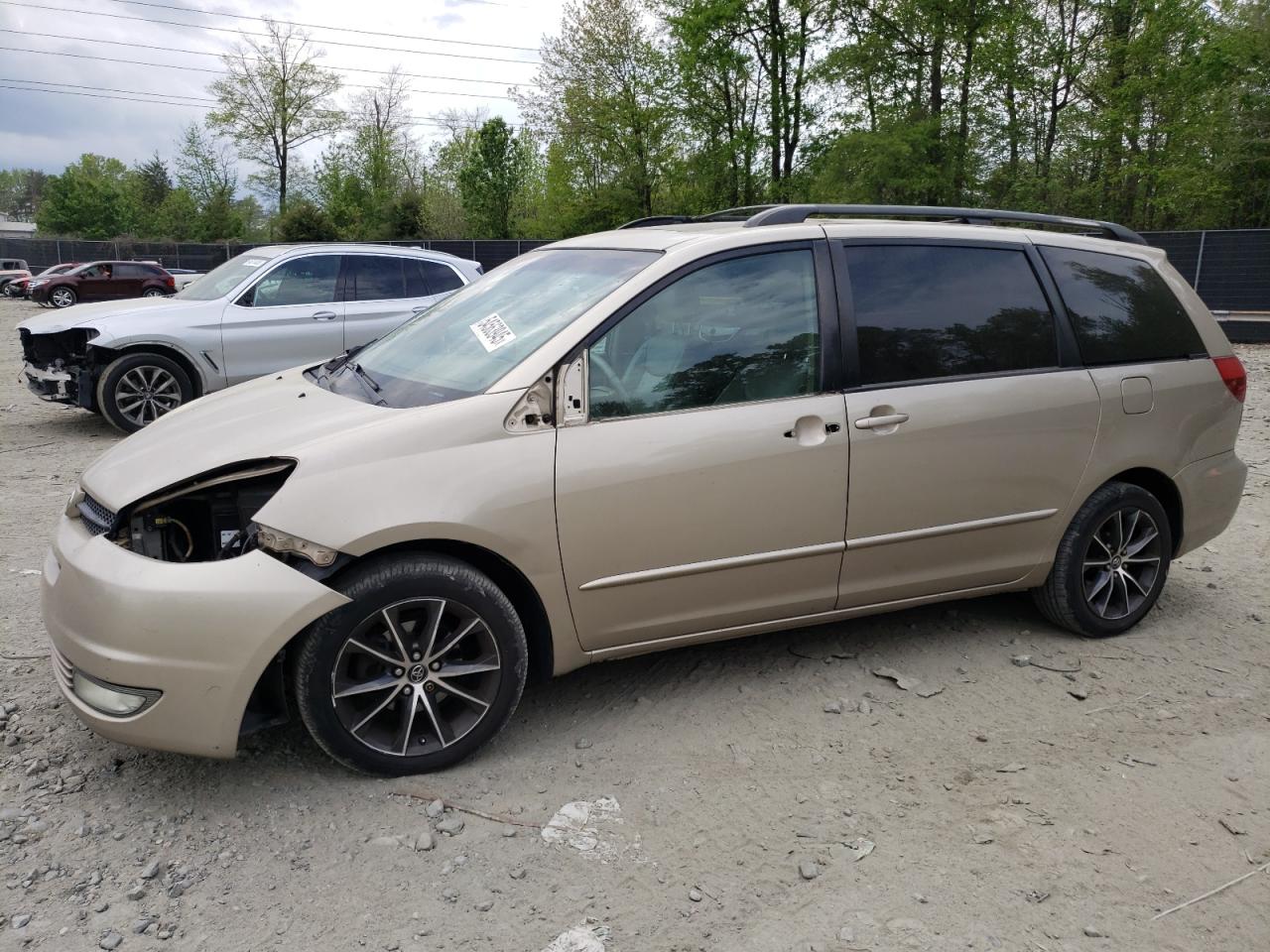 2005 Toyota Sienna Xle na sprzedaż w Waldorf, MD - Front End