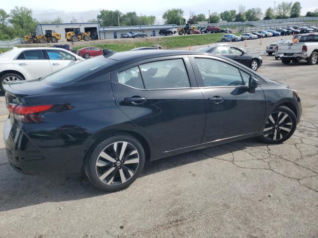  NISSAN VERSA 2021 Черный