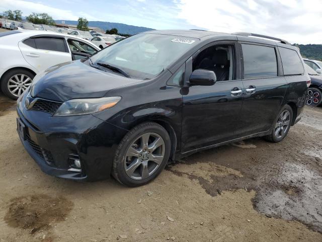 2018 Toyota Sienna Se