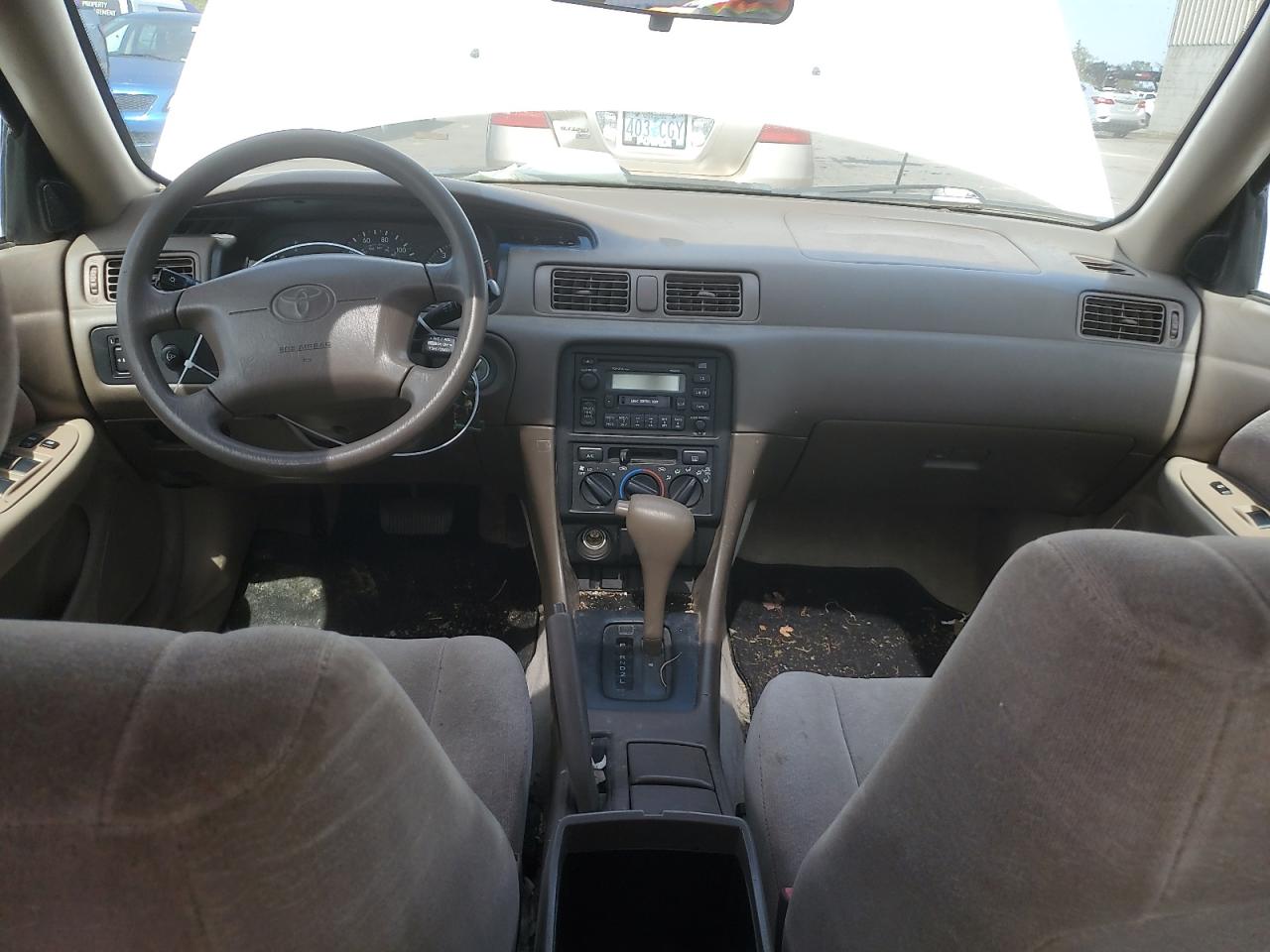 1999 Toyota Camry Le VIN: JT2BG28K3X0321443 Lot: 54210745