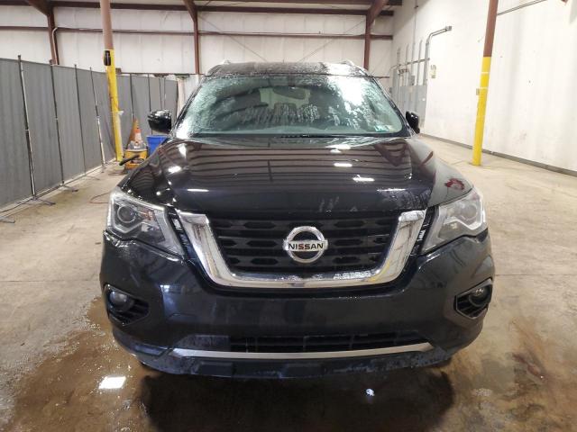  NISSAN PATHFINDER 2017 Czarny