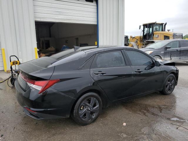  HYUNDAI ELANTRA 2022 Черный