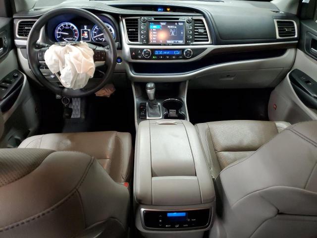  TOYOTA HIGHLANDER 2016 Srebrny
