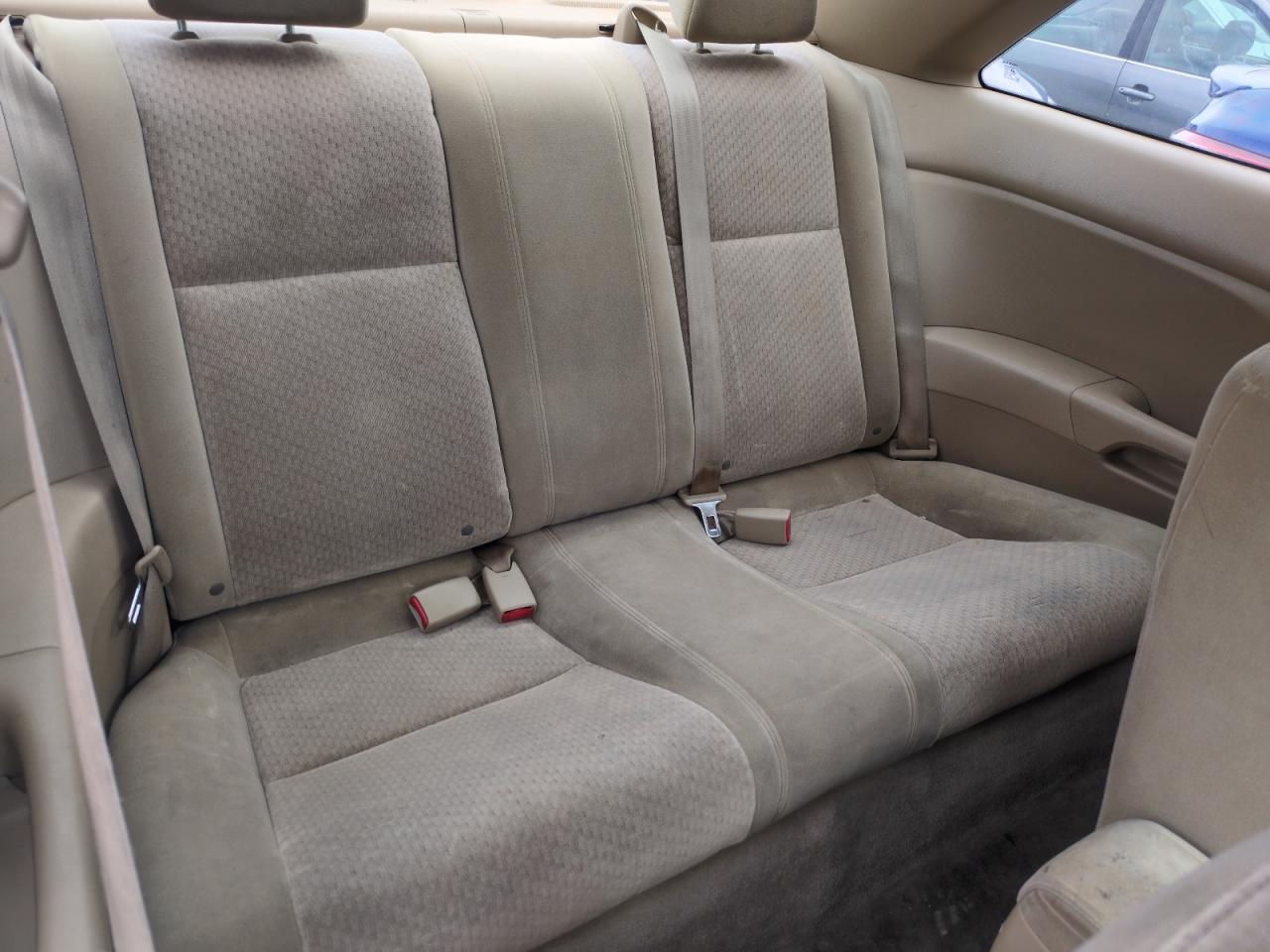 2004 Honda Civic - Image 10