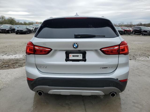  BMW X1 2018 Srebrny