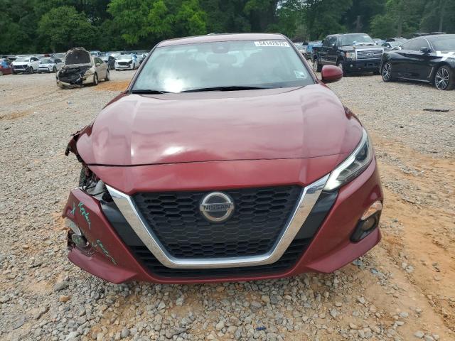  NISSAN ALTIMA 2019 Красный
