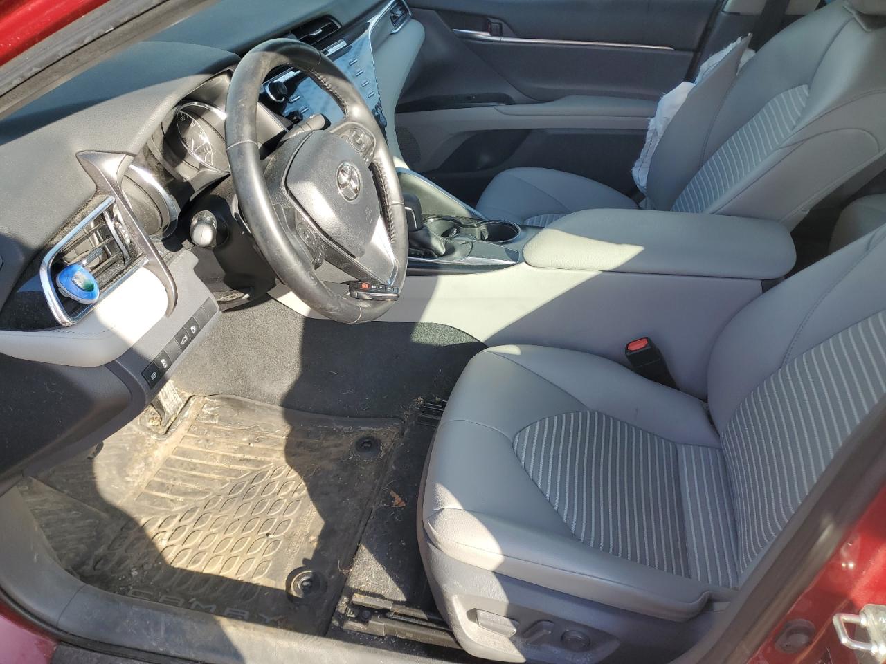 2018 Toyota Camry L VIN: 4T1B11HK5JU669016 Lot: 55042355