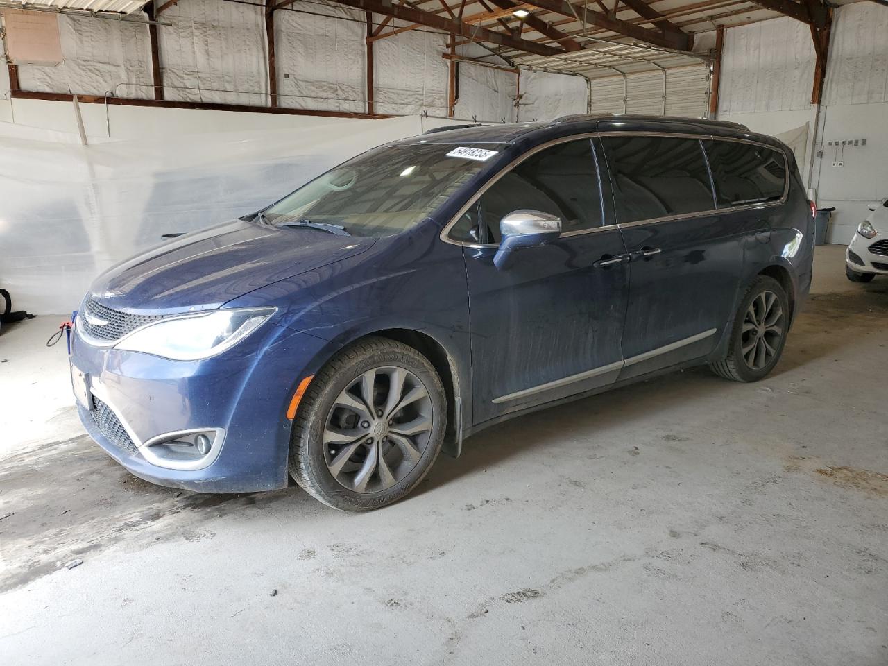 2017 Chrysler Pacifica Limited for Sale in Lexington, KY - Water/Flood