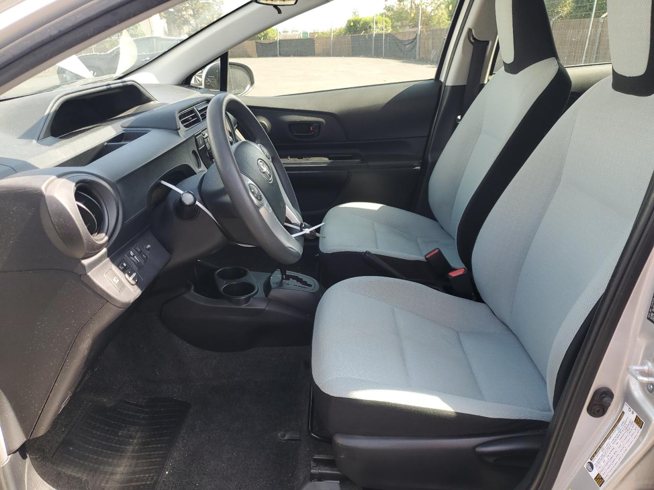 2017 Toyota Prius C VIN: JTDKDTB31H1591645 Lot: 55255505