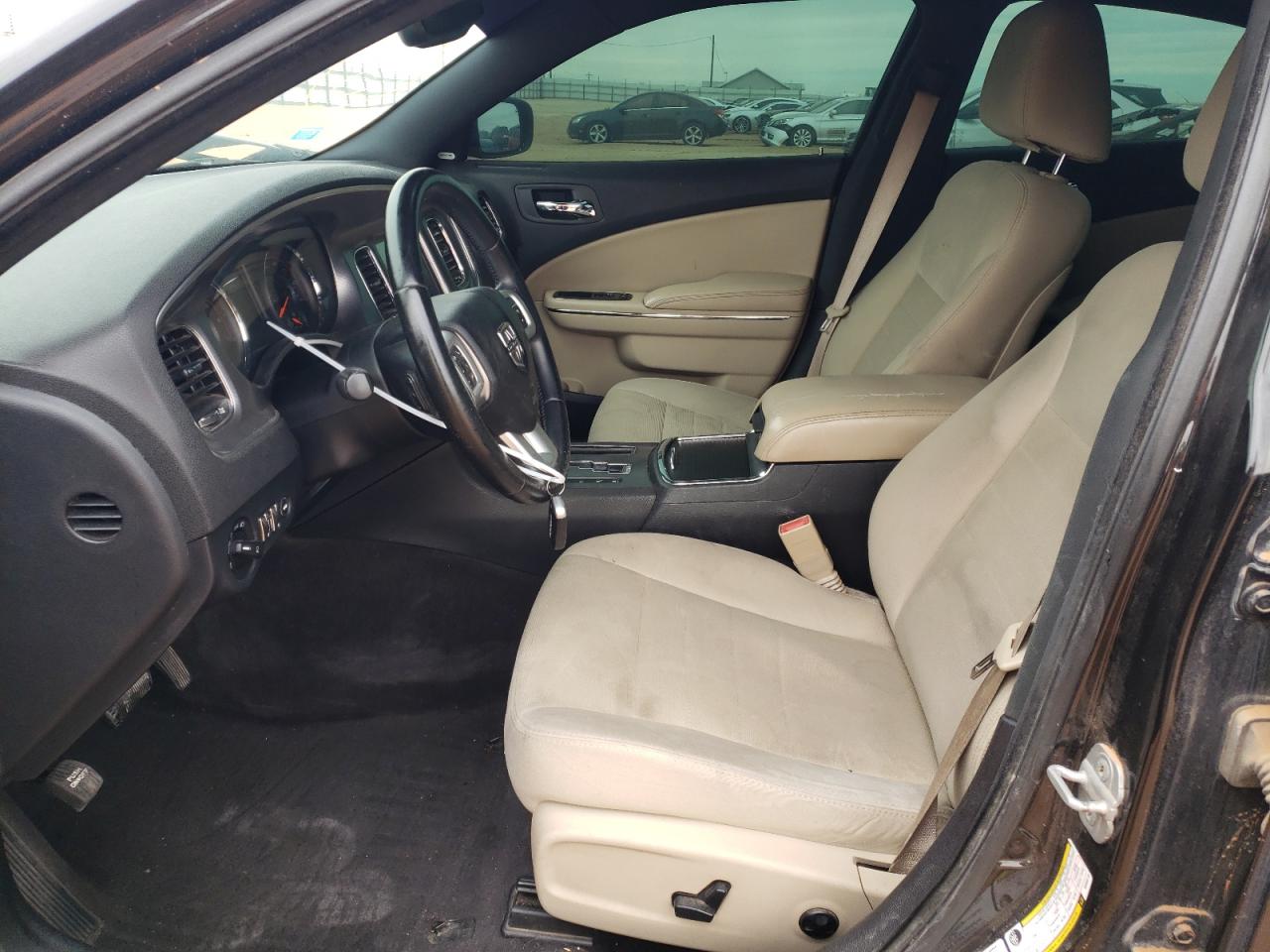 2011 Dodge Charger - Image 7