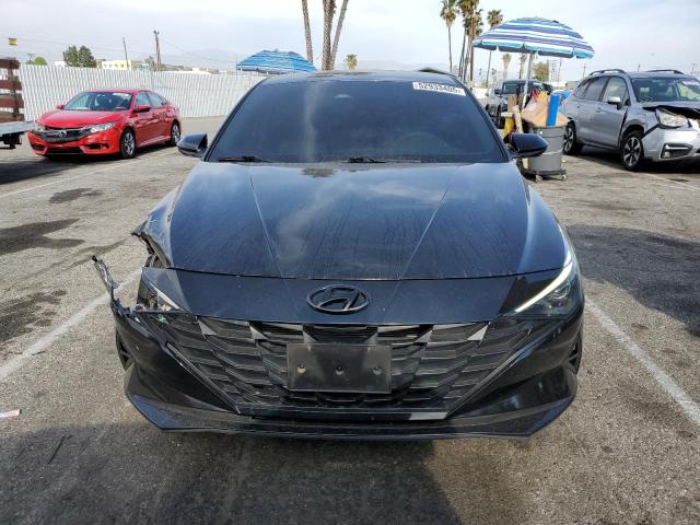  HYUNDAI ELANTRA 2022 Чорний