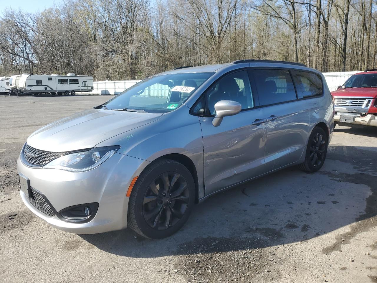 Glassboro, NJ에서 판매 중인 2018 Chrysler Pacifica Touring Plus - Side