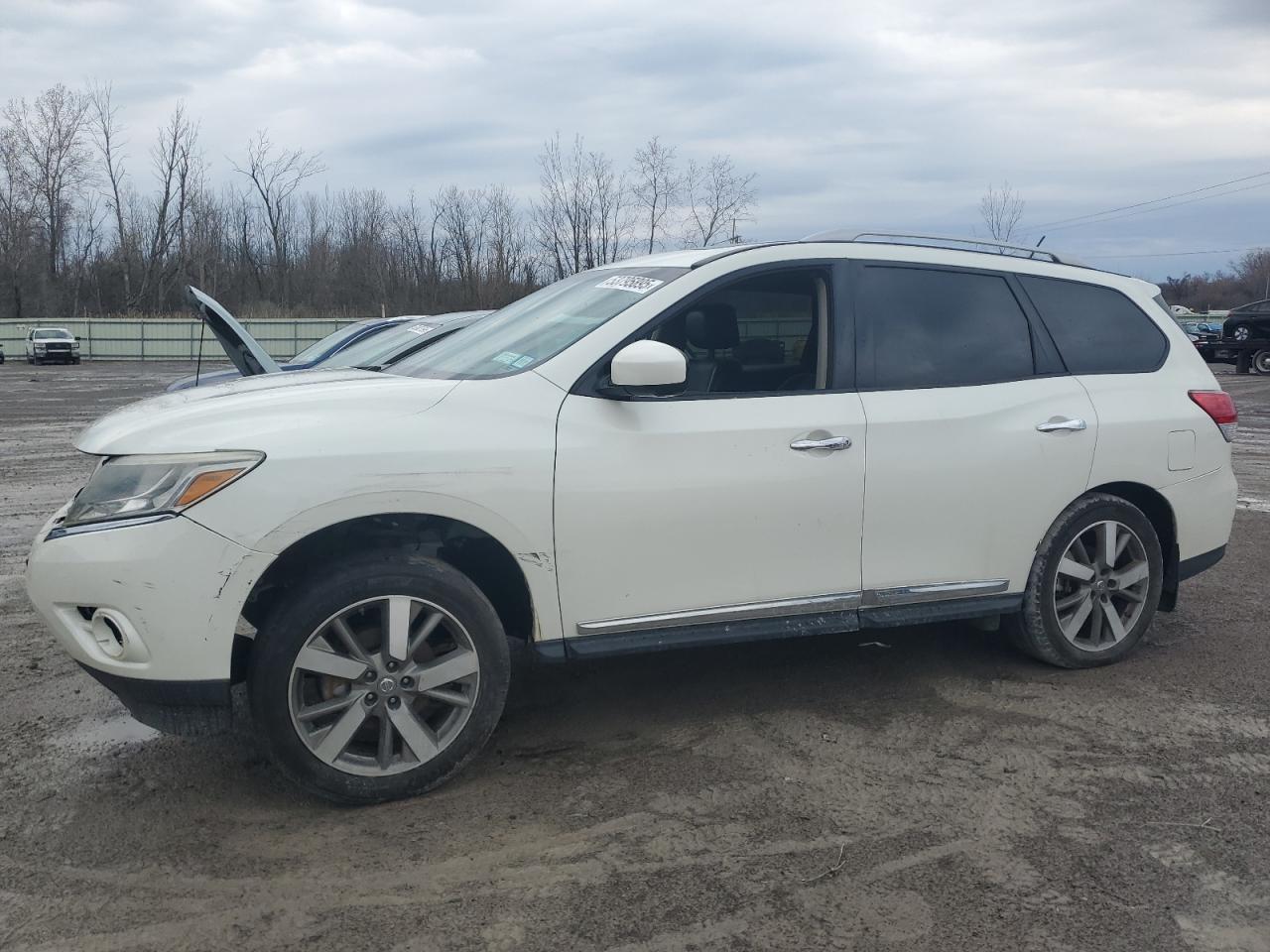 2015 Nissan Pathfinder S للبيع في Leroy، NY - Front End