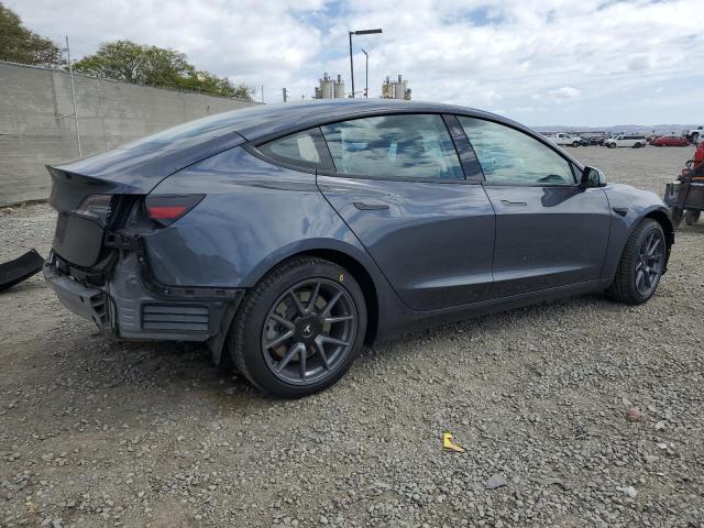  TESLA MODEL 3 2023 Серый