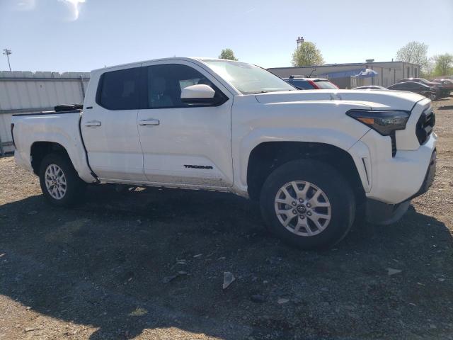  TOYOTA TACOMA 2024 Biały