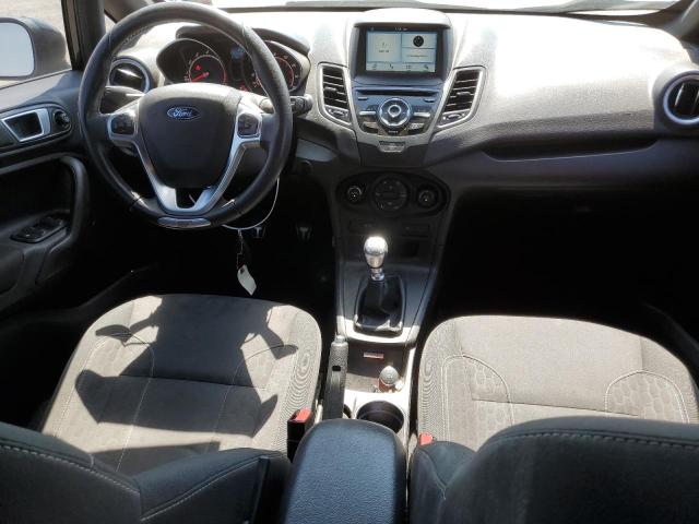  FORD FIESTA 2016 Черный