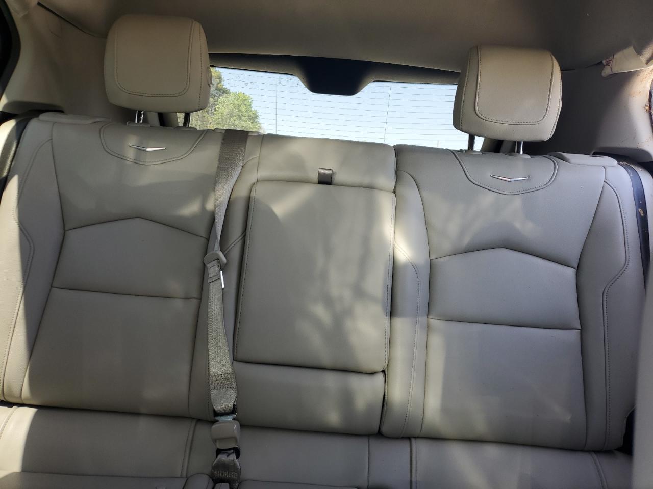 2019 Cadillac Xt4 Luxury VIN: 1GYAZAR44KF155215 Lot: 52931315