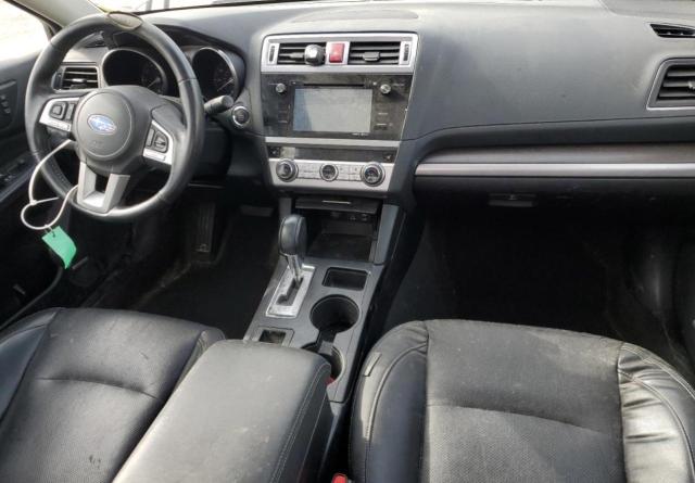  SUBARU LEGACY 2015 Srebrny