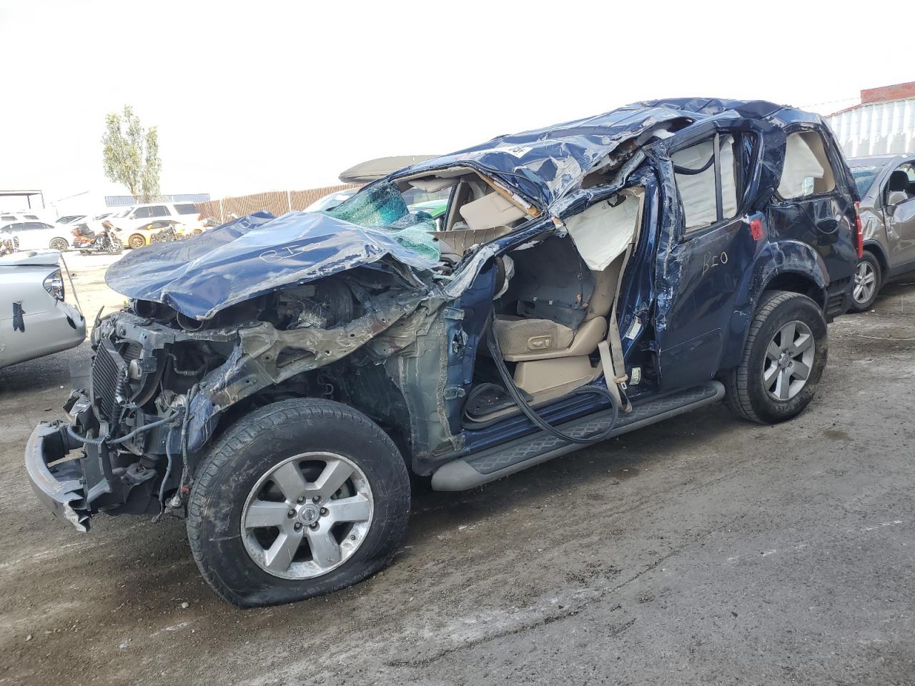 2012 Nissan Pathfinder S იყიდება North Las Vegas-ში, NV - Rollover