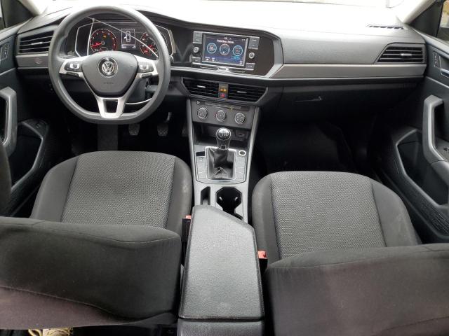  VOLKSWAGEN JETTA 2019 Srebrny