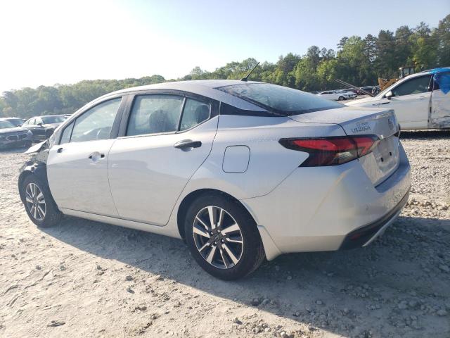  NISSAN VERSA 2024 Srebrny