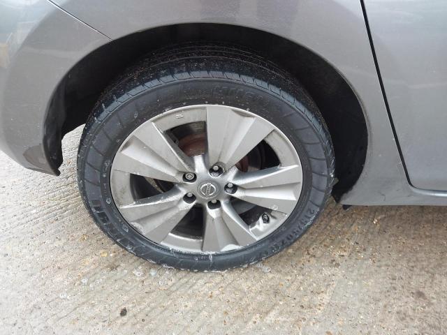 2015 NISSAN LEAF TEKNA