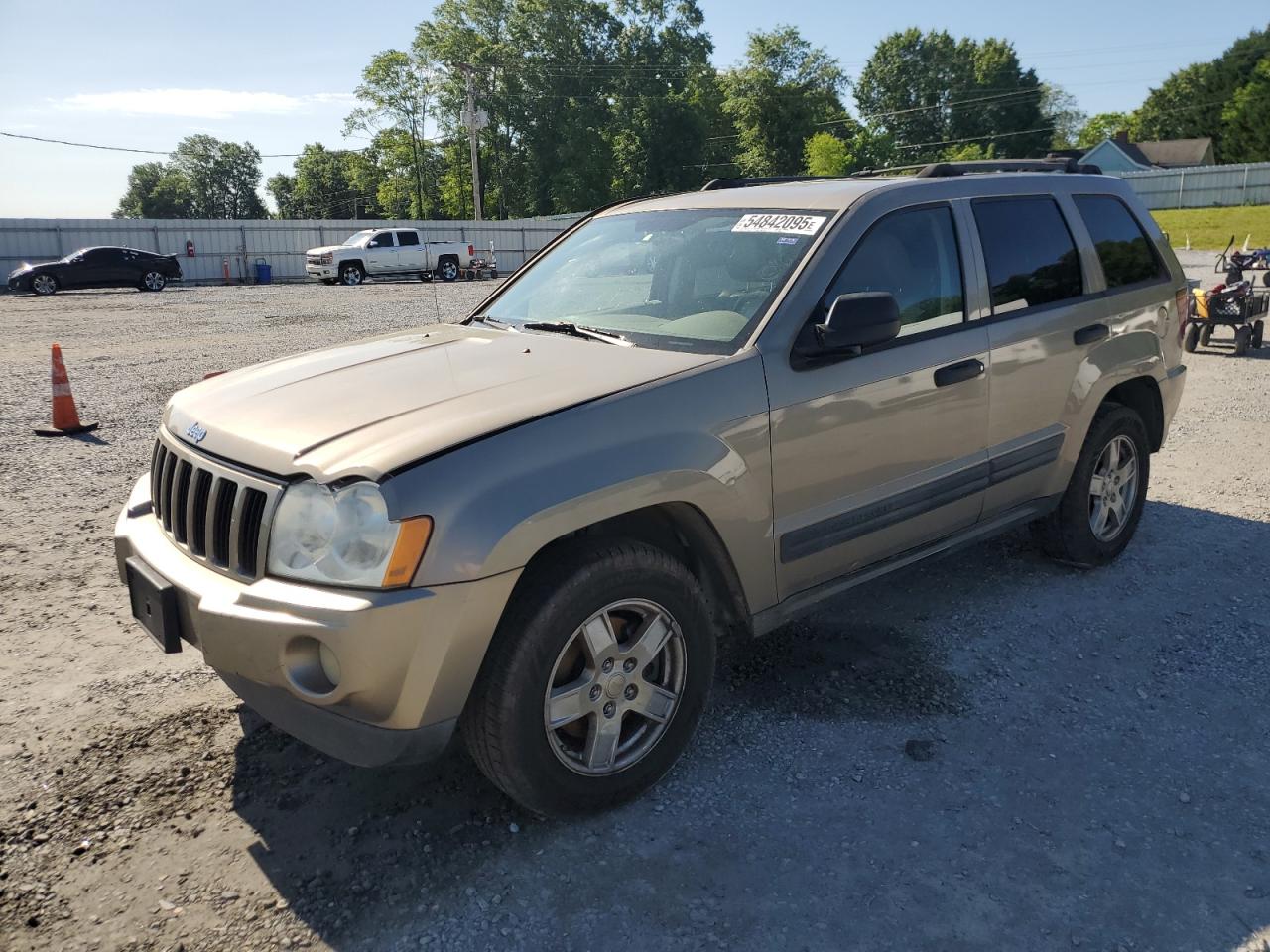 2005 Jeep Grand Cherokee Laredo продається в Gastonia, NC - Front End
