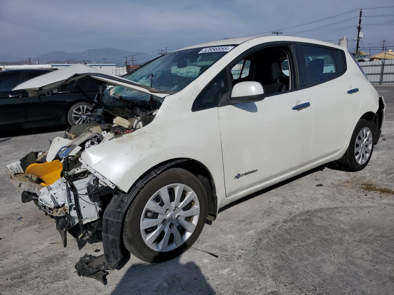 2017 Nissan Leaf S en Venta en Sun Valley, CA - Front End