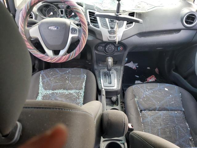  FORD FIESTA 2013 Серебристый