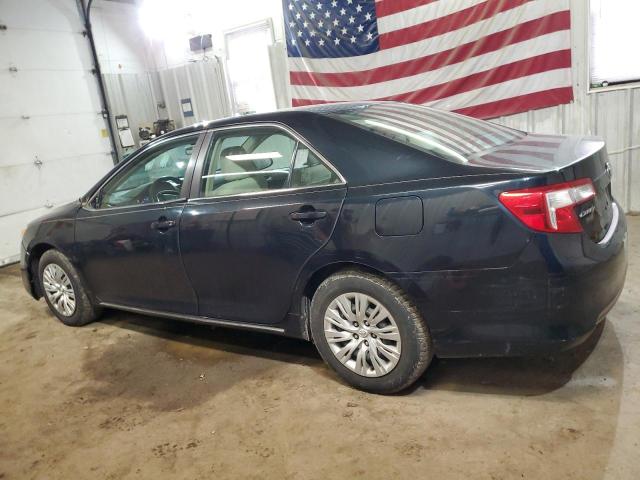 Sedans TOYOTA CAMRY 2012 Granatowy