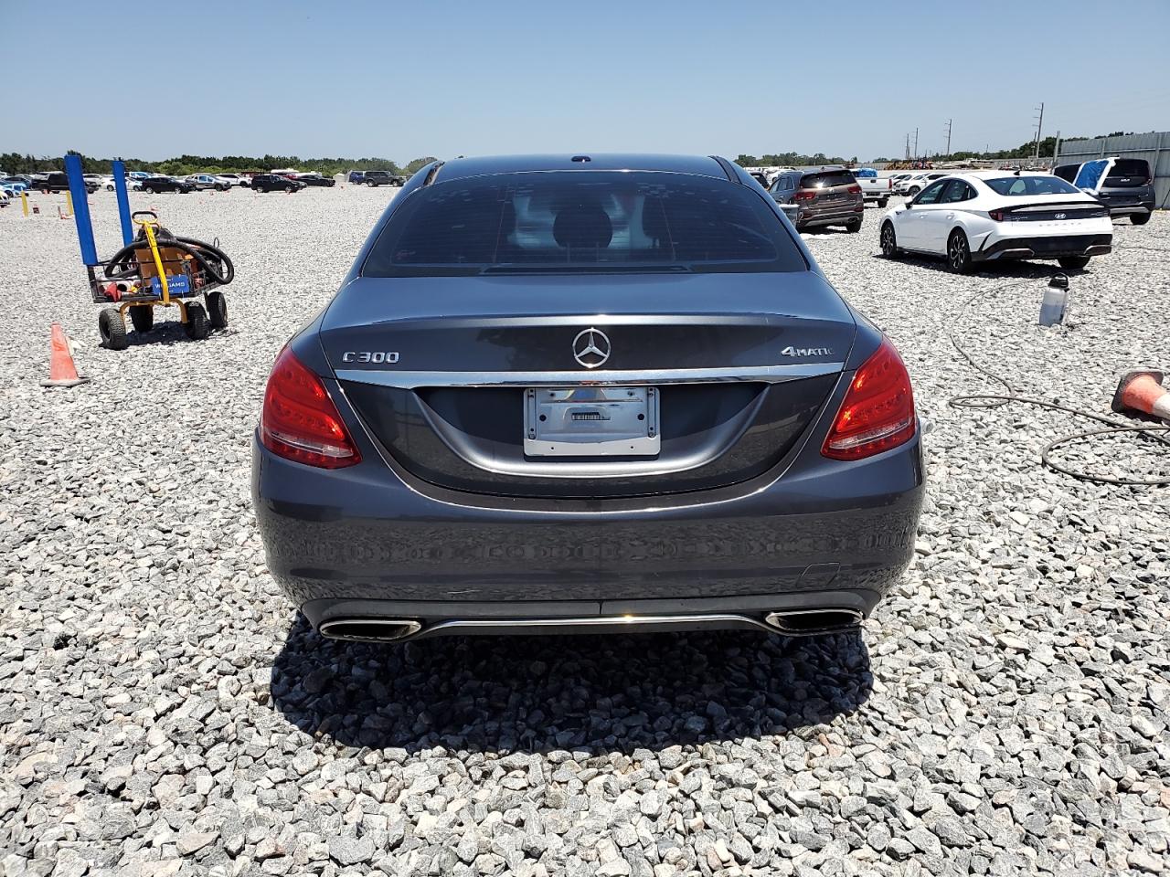 2015 Mercedes-Benz C 300 4Matic VIN: 55SWF4KB6FU001998 Lot: 54602755