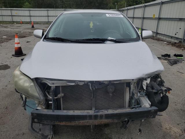  TOYOTA COROLLA 2013 Srebrny
