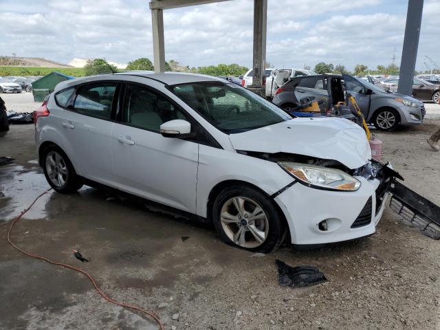  FORD FOCUS 2014 Biały